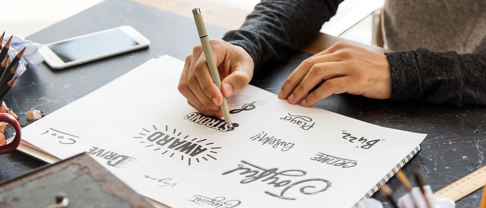 Tipos De Logos: Clasificación De Logotipos Según Su Nombre