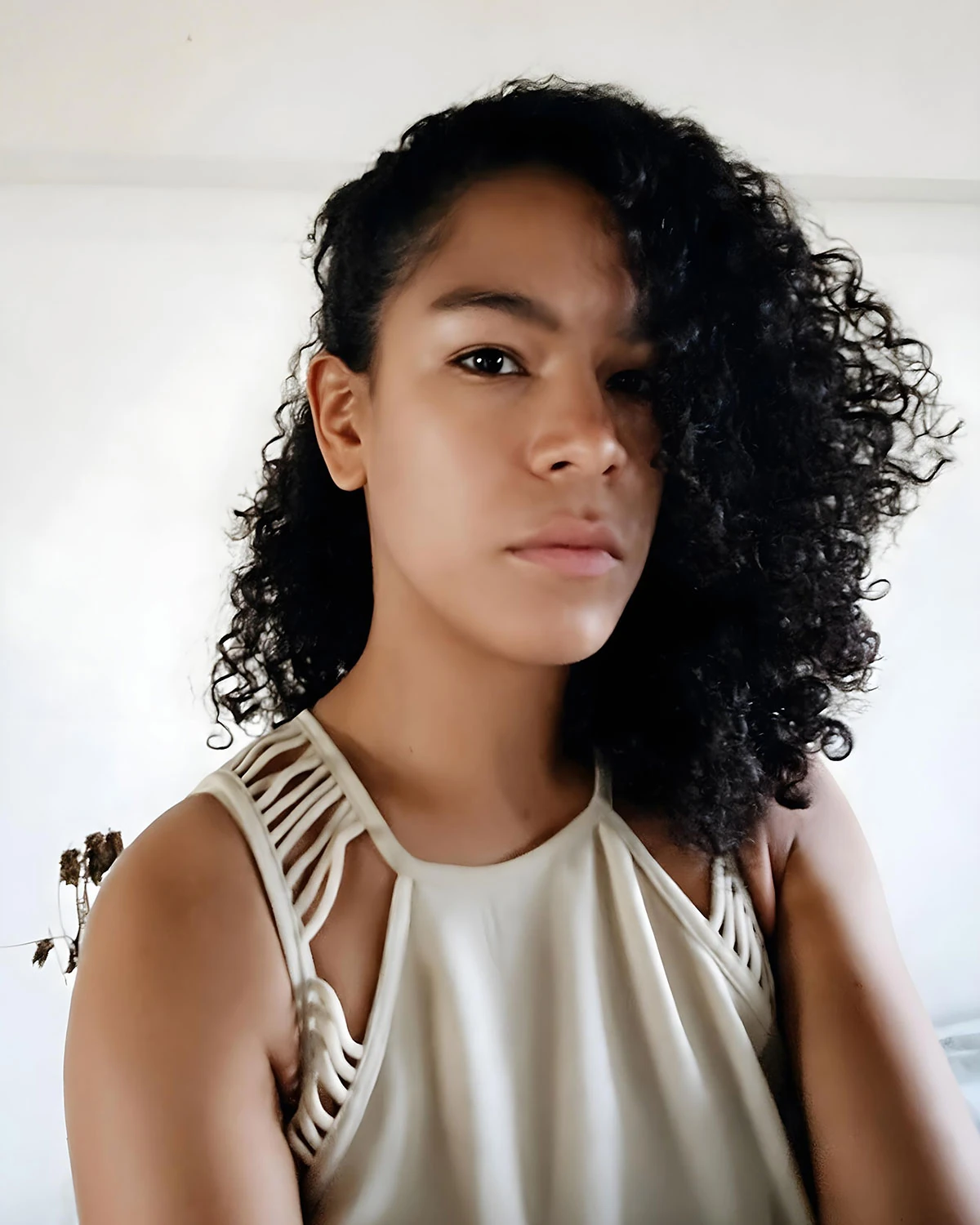 Azucena Hoyos - Directora Comercial